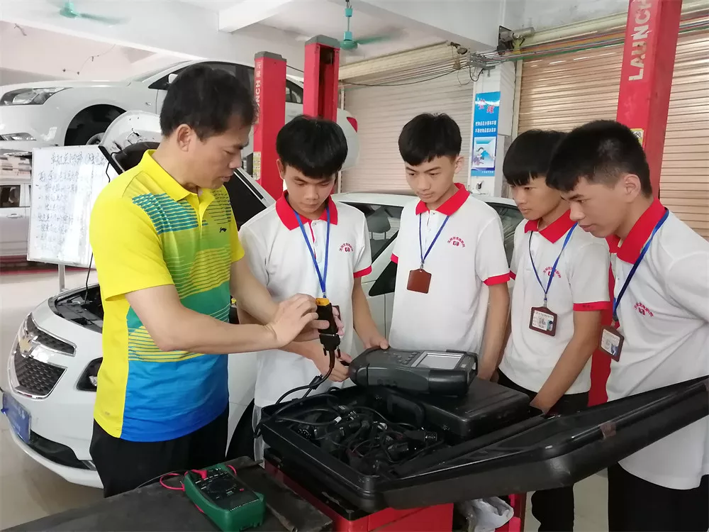 学习汽车诊断仪使用