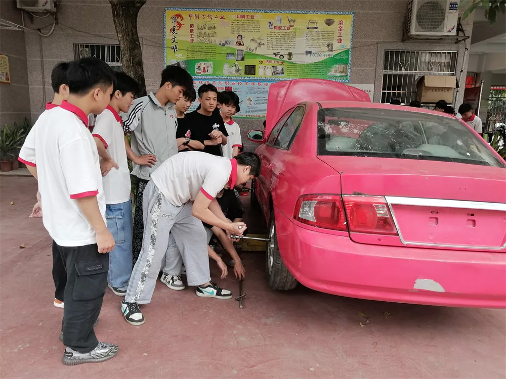 拆装车轮