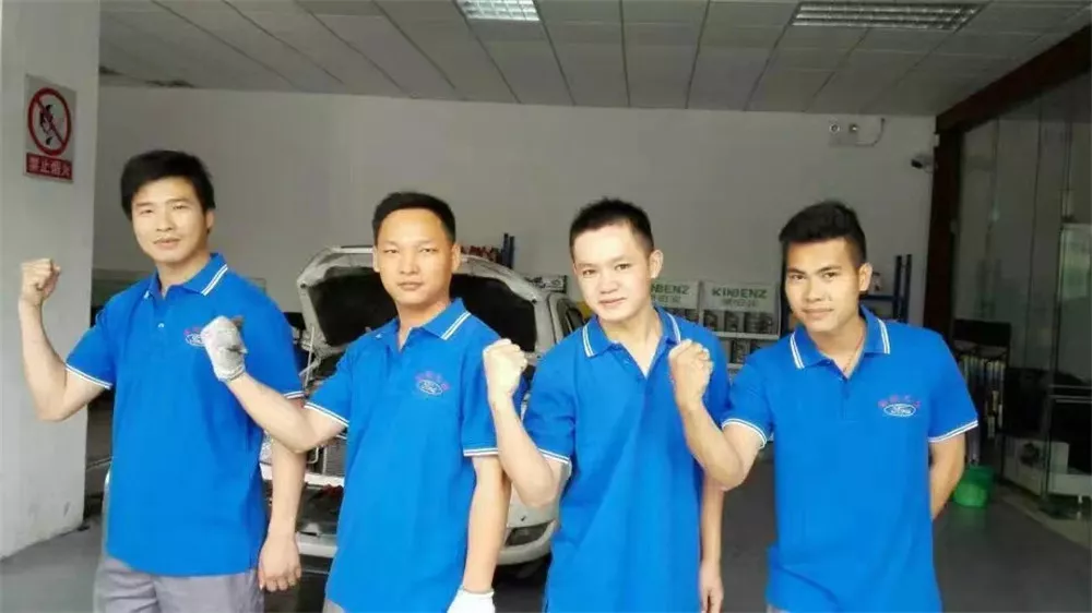 王贤志，2002级汽车运用与维修专业毕业，广东佛山共创汽车服务之家老板...